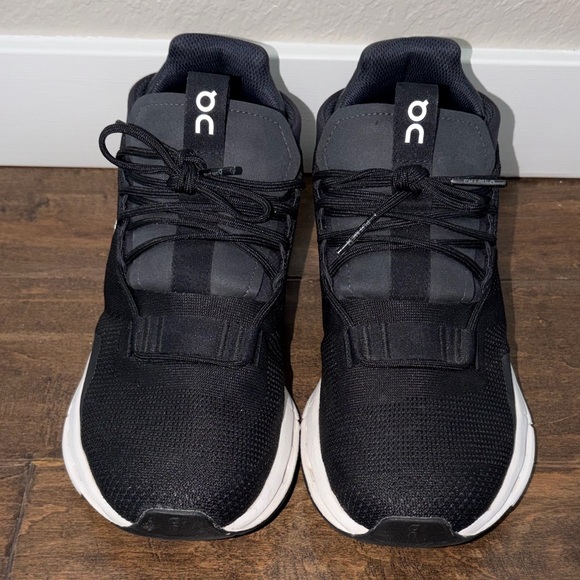 On Cloudnova Phantom Trainers Black Women’s Size 8.5 - Picture 1 of 9